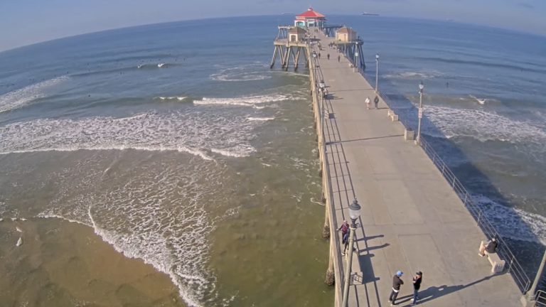 Huntington Beach Pier Live Cam - California