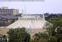 Disneyland Live Cam Anaheim, California - Howard Johnson Hotel
