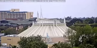 Disneyland Live Cam Anaheim, California - Howard Johnson Hotel