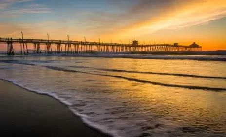 bigstock Imperial Beach City Beach and Pier Sunset from north Large e1509474135555 1000x605 1