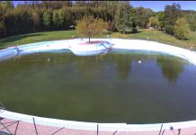 Lomnice Nad Popelkou Public Pool