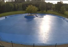Live Webcam Public Pool - Lomnice Nad Popelkou