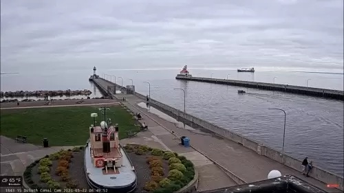 Duluth Canal Cam – Lake Superior | MN | Live Video