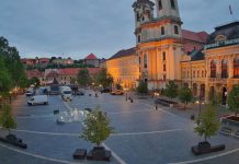 Dobó István Square Live Webcam - Eger, Hungary