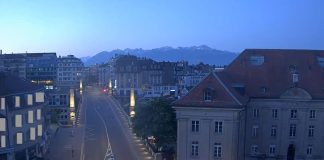 Lausanne Pont Bessières Live Cam - Swiss Alps
