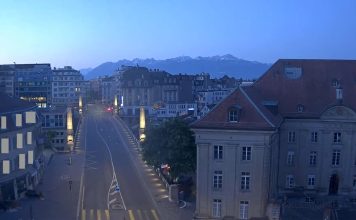 Lausanne Pont Bessières Live Cam - Swiss Alps