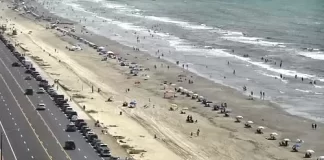 Babe's Beach Live Stream Cam Galveston, Texas New