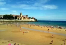 Gijón City Live Cam Playa De San Lorenzo, Spain New