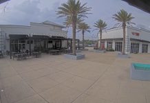 Live Mezcal Tiki Bar Webcam New Miramar Beach, Florida