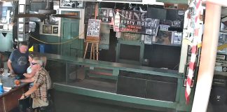 The Green Parrot Bar Live Webcam - Key West, Florida