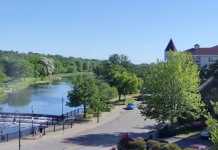 Live Waukesha, Wisconsin Webcam Fox River