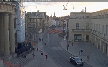 Oxford Martin School Live Webcam England Broad Street