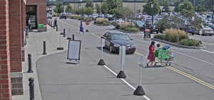 Wegmans Grocery Live Webcam Fairport, New York New