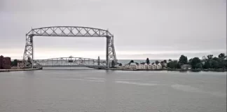 Duluth Harbor Pier B Live Webcam - Minnesota, Usa