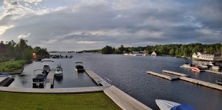 Dockside Inn Moosehead Lake Live Webcam Maine - Video