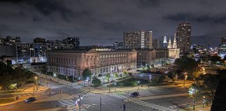 Philadelphia, Pennsylvania Live Webcam At Logan Square