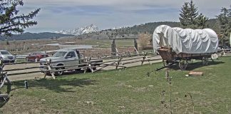 Heart Of Six Ranch Live Webcam - Moran, Wyoming