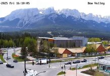 The Shops Of Canmore-bow Valley Live Webcam Alberta, Canada