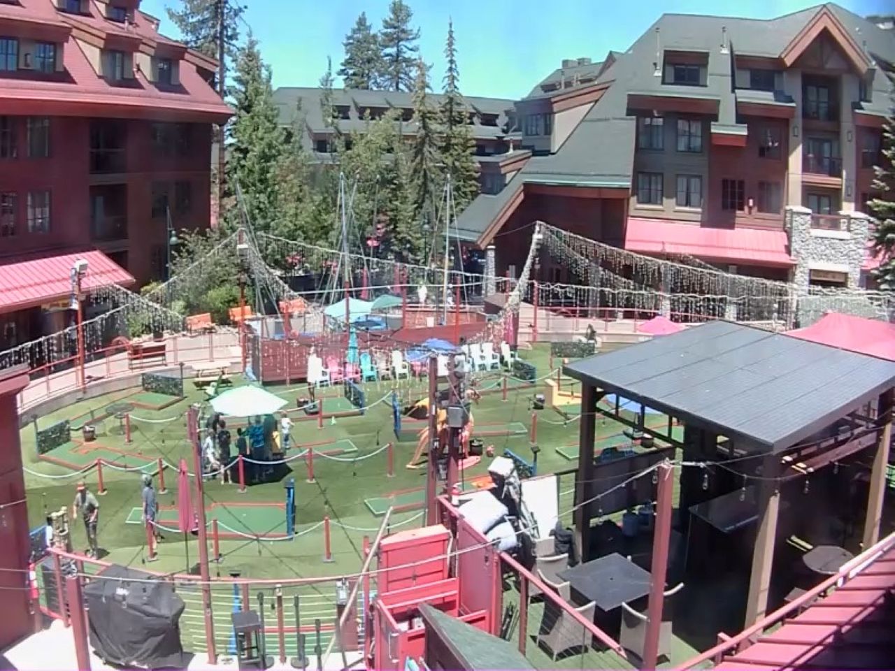 Heavenly Village Ice Rink Live Webcam SL Tahoe, CA