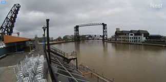 Music Box Supper Club Bridge Live Webcam
