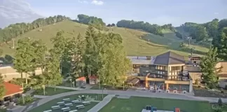 Crystal Mountain Webcam - Thompsonville, Michigan