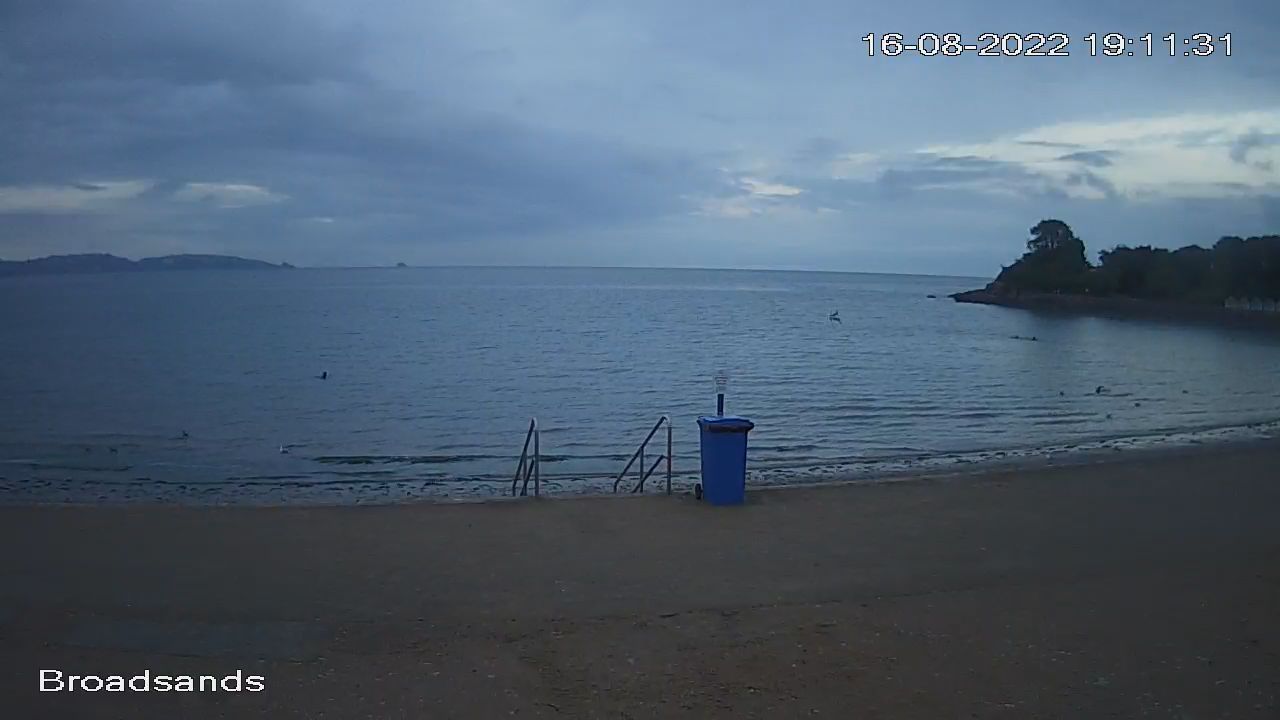Broadsands Beach Webcam – Paignton, Devon, England
