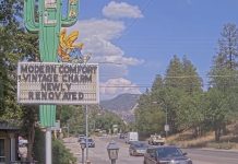 Siesta Motel Durango | Main Avenue | Video