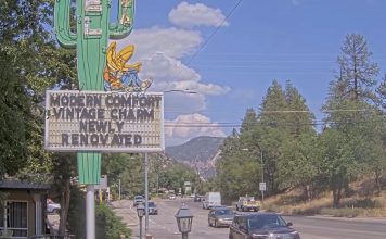 Siesta Motel Durango | Main Avenue | Video