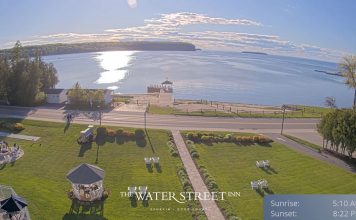 Water Street Inn, Ephraim Wi Live Webcam