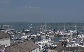 Shepards Wharf Marina - Cowes Isle Of Wight Webcam