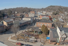 Saranac Lake Webcam - Hotel Saranac Town View - Ny