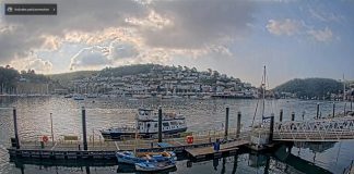 Dartmouth Devon Webcam - Embankment Bistro | Live Video