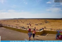 Wirral Webcam West Kirby Beach - Hilbre Island - Merseyside