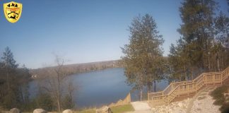 Canada Creek Ranch Webcam - Lake Geneva Atlanta, Mi | Video