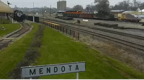 Mendota Illinois Live Webcam – Mendota Union Depot Railroad