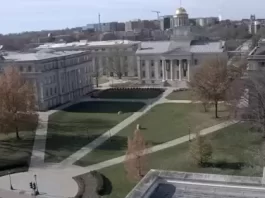 University Of iowa Pentacrest Webcam - Iowa City - Video