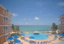 Live Webcam The Genevieve - East End, Cayman Islands