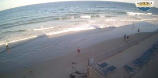 Lafayette's Oceanfront Resort Webcam - Wells, Maine