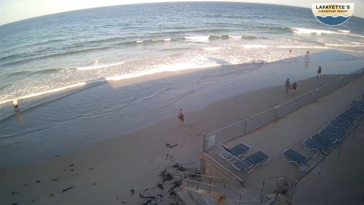 Lafayette’s Oceanfront Resort Webcam – Wells, Maine