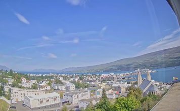 Live Webcam Akureyri, Iceland - Rósenborg Centre