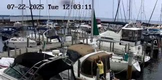 Menominee Marina Live Webcam - Menominee, Mi