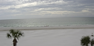 Hideaway Sands Webcam - St Pete Beach, Florida