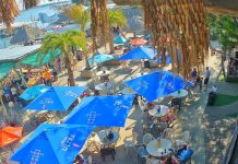Barefoot Bar Webcam - Okoboji, Iowa, Usa