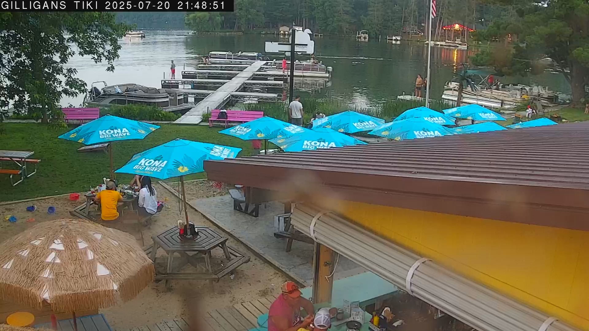 Live Webcam Gilligans Sports & Tiki Bar – Chetek, WI
