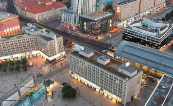 Live Webcam Alexanderplatz - Berlin, Germany