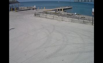 Bay Boat Club Live Webcam - Bay Village, Ohio