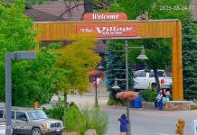 Big Bear Lake Village Live Webcam - Downtown Area
