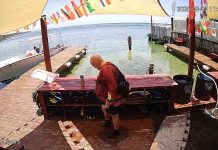 Live Webcam Roatan Divers - West End, Roatan, Bay Island