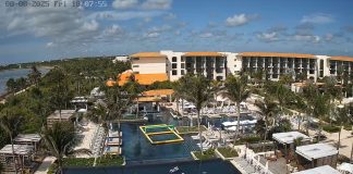 Live Webcam Unico 20°87° Hotel Riviera Maya