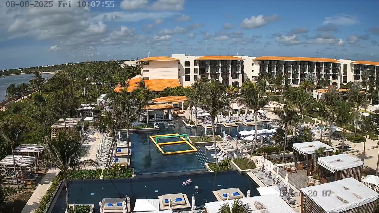 Live Webcam Unico 20°87° Hotel Riviera Maya